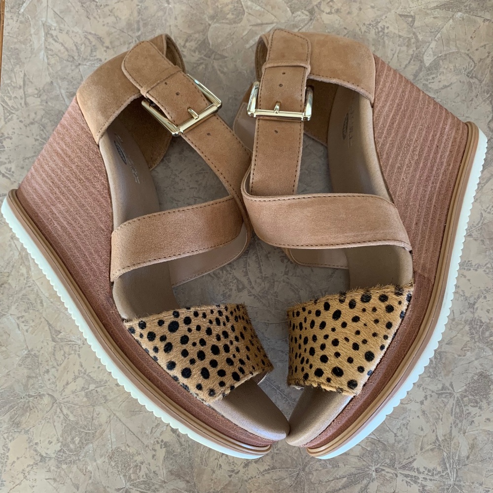 Brand New Dr. Scholl’s Animal Print Wedge